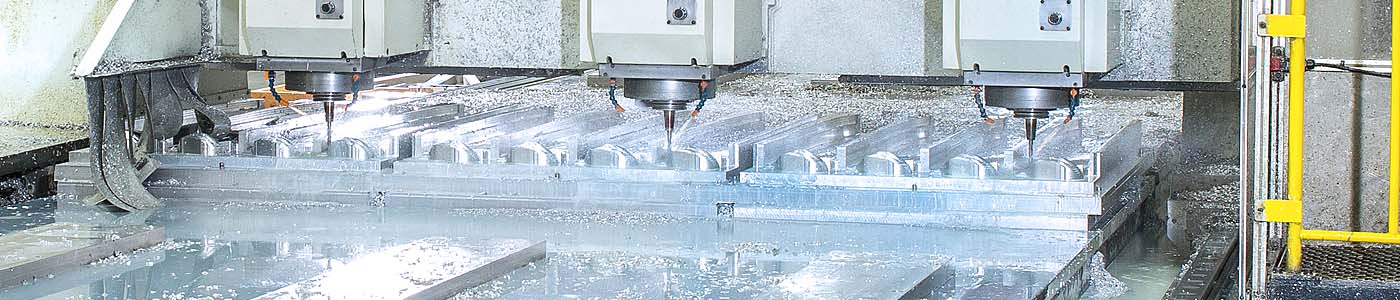 Multi-spindle gantry milling machine cutting titanium parts